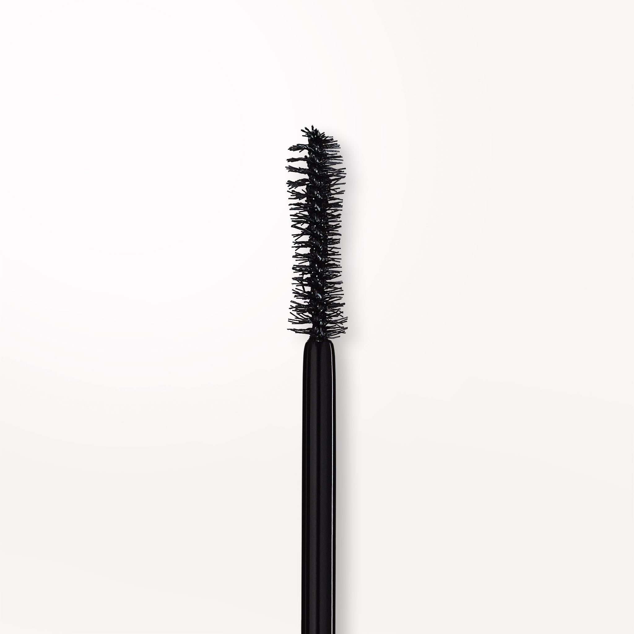 HUGE™ Extreme Lash Mascara